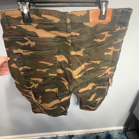 Men’s Arketype Camo Cargo Shorts - Size 34🔥 - Picture 4 of 4